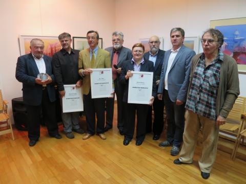 Dobitnici nagrade Dubravko Horvatić i članovi Prosudbenog povjerenstva.